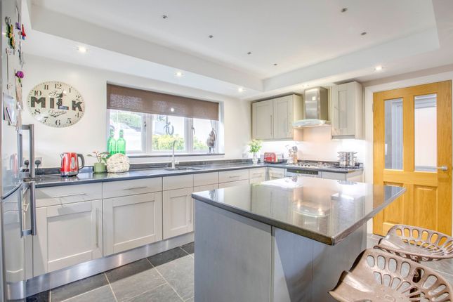 42 Amersham Road, High Wycombe photo 4