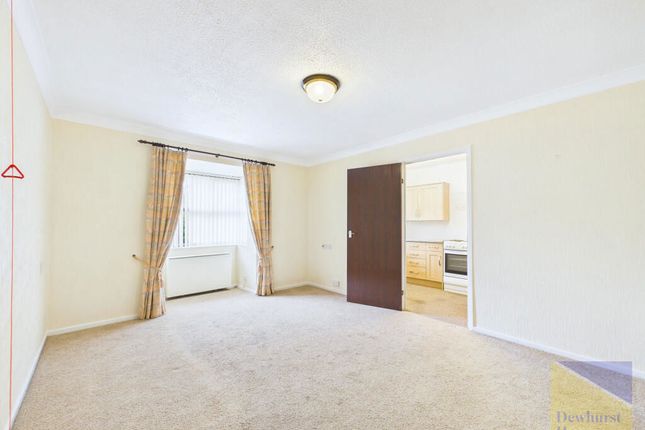 Flat 25, Poole Road, Preston photo 2
