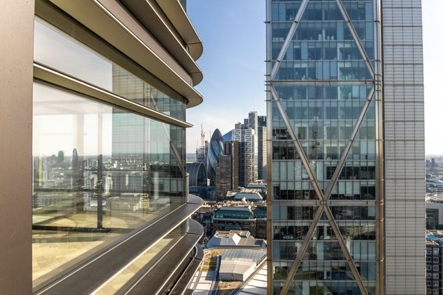Flat for sale in .1 Principal Tower, London, London