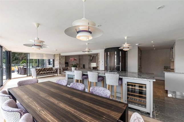 Open Plan Reception