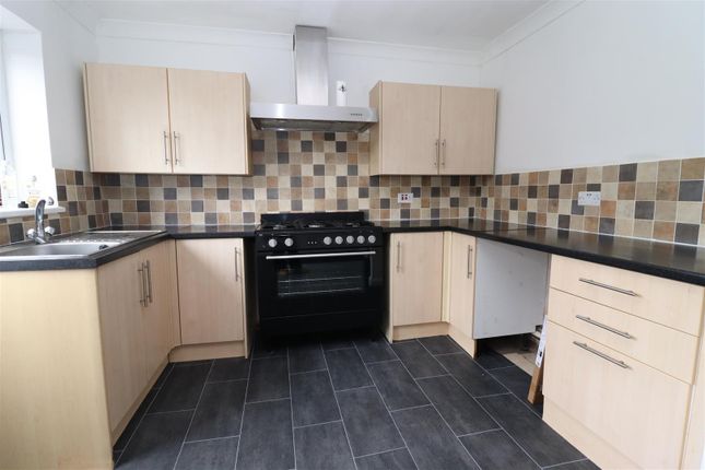 10 Ferry Court, Saltgrounds Road, Brough photo 2