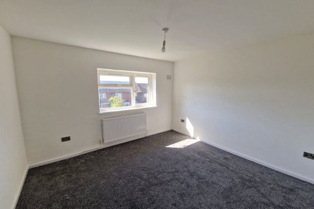 32, Berry Close, Exmouth photo 4