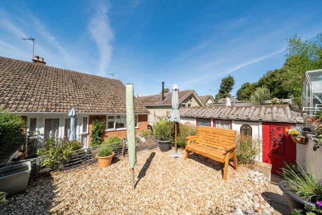 12, Toll Bar Road, Grantham photo 4