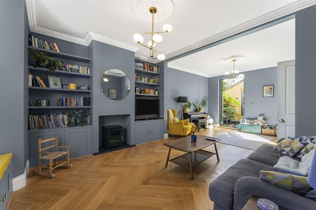 1, Clarendon Road, London photo 2