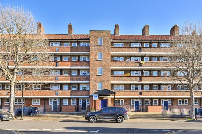 2-bed flat on Reardon House, Wapping, E1W, Wapping, £340,000