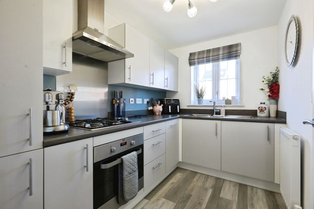 26, Drooper Drive, Stratford-upon-Avon photo 4