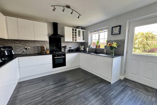 6, Tiberius Avenue, Lydney photo 3