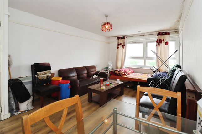 Flat 82, Twinnell House, Stapleton Road, Bristol photo 3