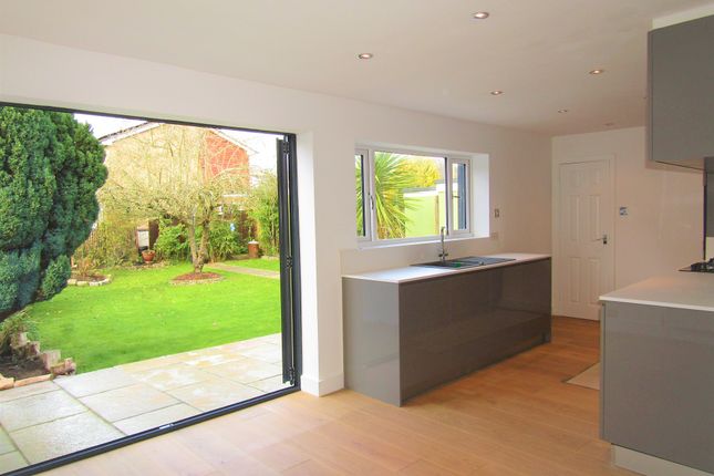11, Milton Road, Waterlooville photo 2