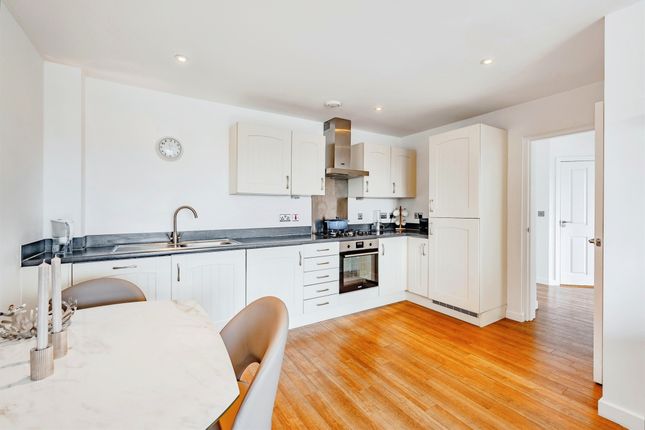 Flat for sale in Fosters Place, East Grinstead