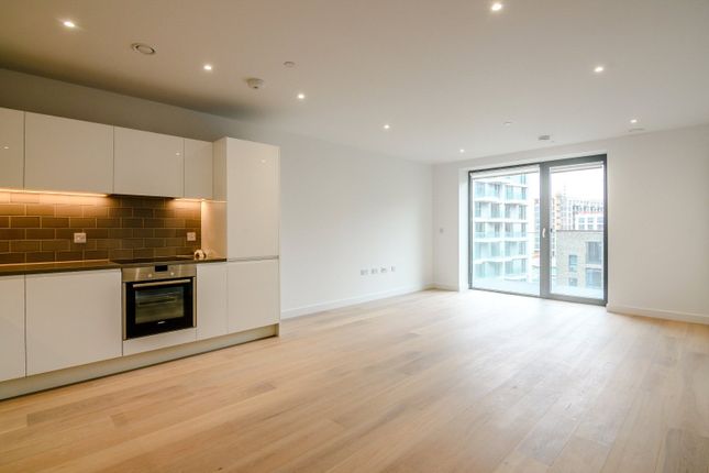 Thumbnail Flat to rent in Flotilla House, 12 Cable Street