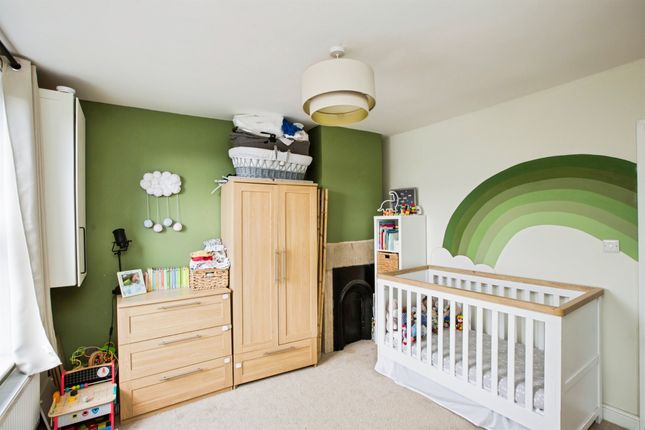 21, Westbury Street, ELLAND photo 4
