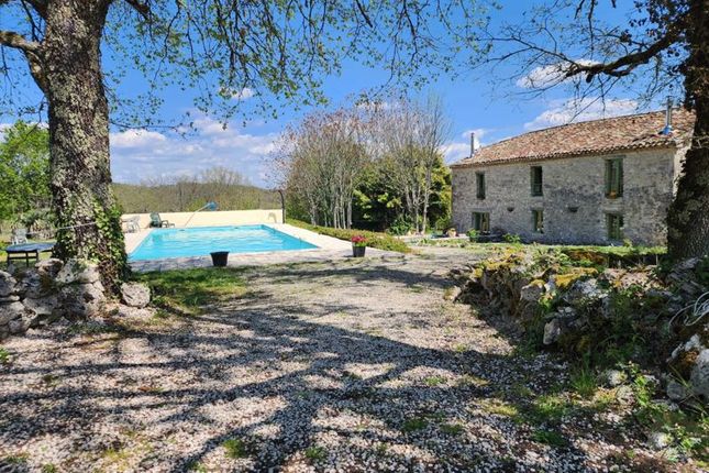 Property for sale in Near Lauzerte, Tarn Et Garonne, Occitanie