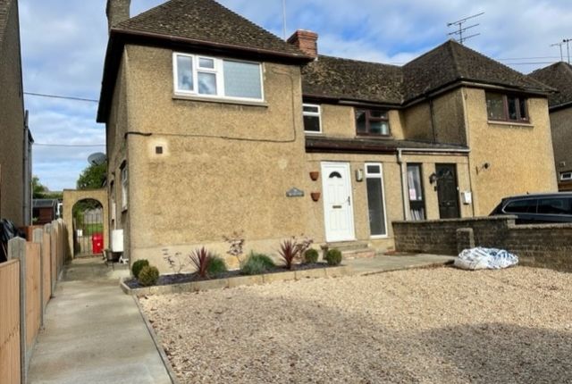 Thumbnail Semi-detached house to rent in Hailey Road, Witney, Oxfordshire