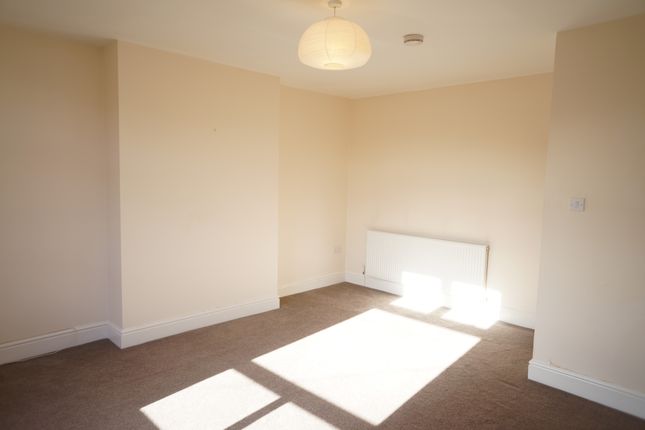 Flat 2, Manchester photo 2