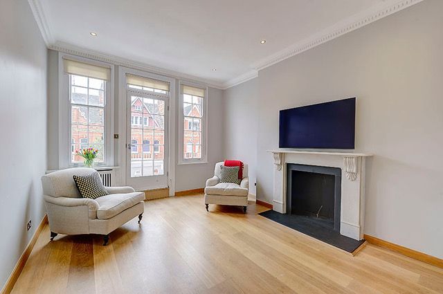 Thumbnail Duplex to rent in Cadogan Gardens, London