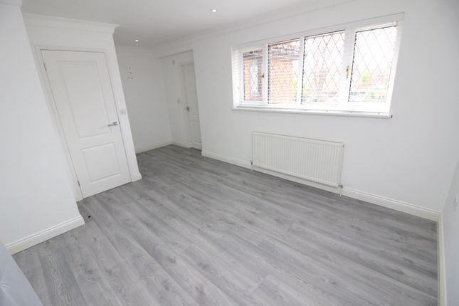 Detached house to rent in Wimborne Close, Worcester Park