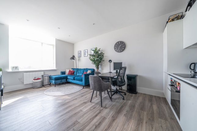1-bed flat on Flat 39, Malt Works Apartments, 281, Field End Road, Middlesex, £300,000