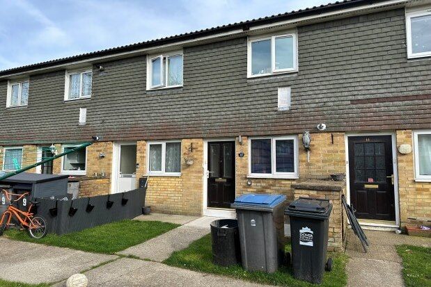Flat to rent in Clarkes Close, Deal