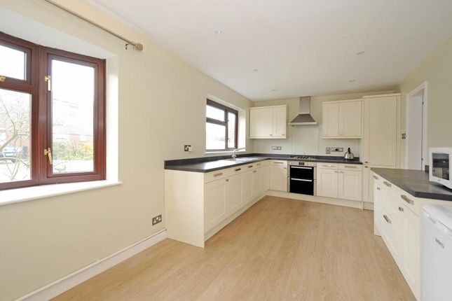 Detached house to rent in Crowmarsh Gifford, Wallingford
