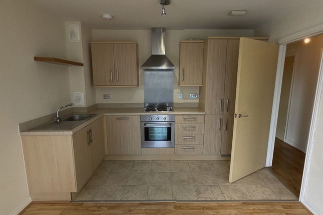 Flat to rent in Cambria House, Rodney Road, Newport