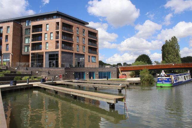 Flat for sale in Wharf View, 10 Park Street, Campbell Wharf, Milton Keynes