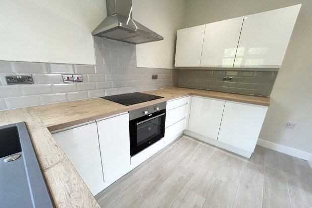 Flat to rent in Worsley Road, Manchester