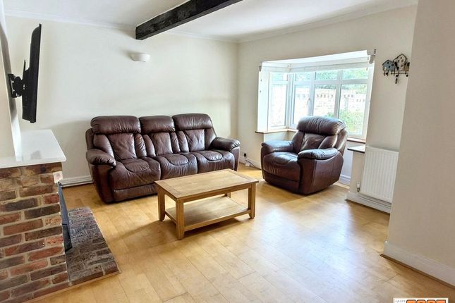 Yew Tree Road, Hayling Island photo 4