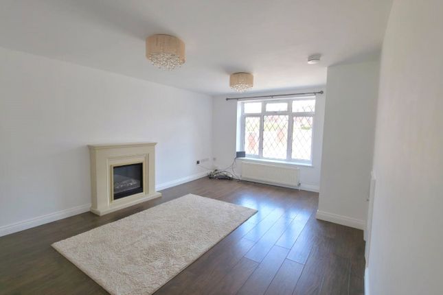 66, Crescent Way, Surrey photo 3
