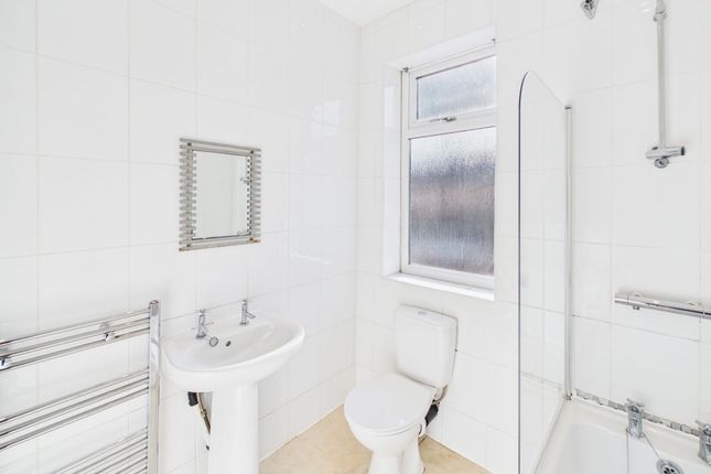 45 Abbotsford Road, Bolton photo 4