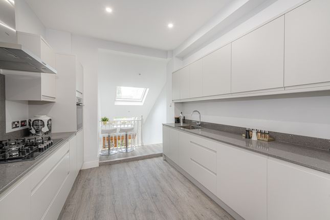 8, Ordnance Hill, London photo 3