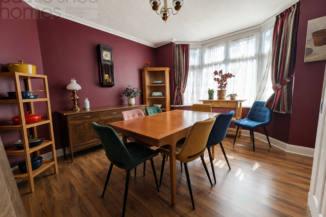 112 Stanford Road, London photo 4