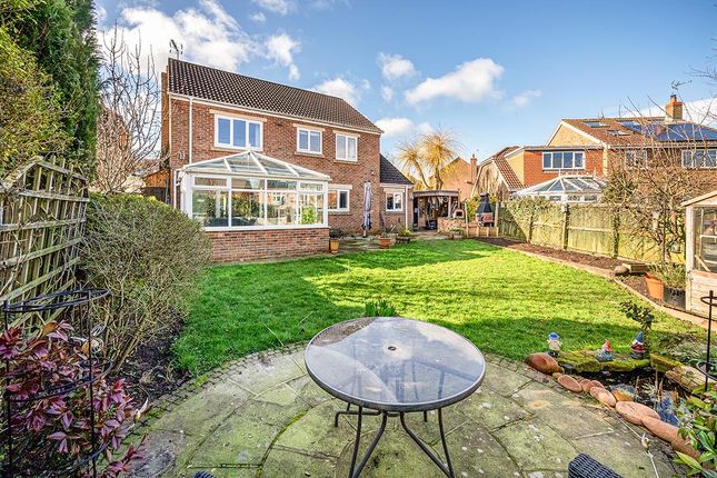 5, Spencers Holt, Harrogate photo 3