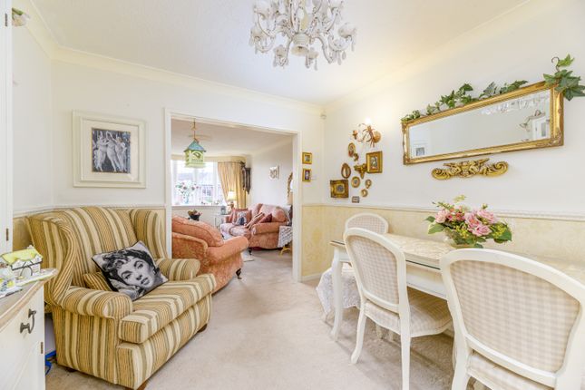 17, Langholm Drive, Birmingham photo 3