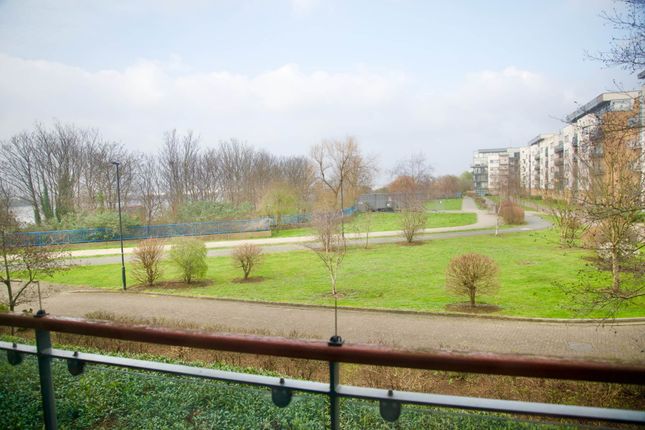 Flat for sale in Miles Close, Thamesmead West