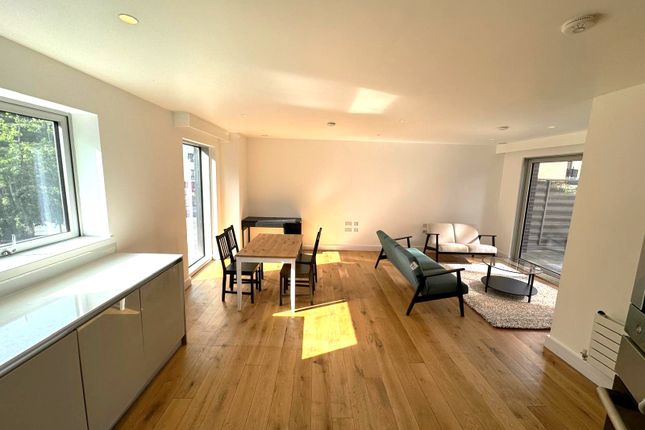 Bywell Place, London photo 2