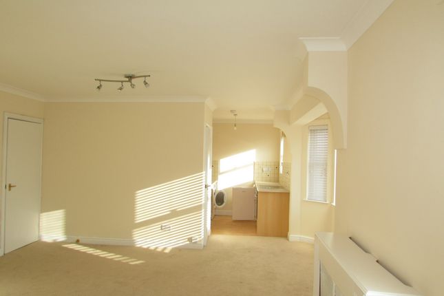 Flat to rent in The Croft, Cherry Holt Road, Stamford