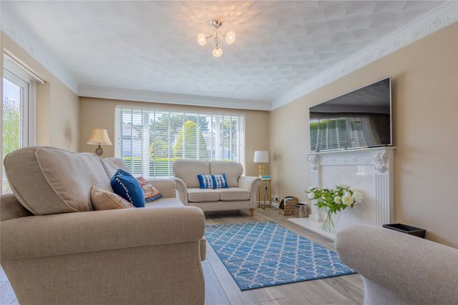 Flat 8, Woodrising, 2, Brownsea Road, Dorset photo 4