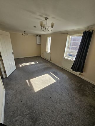 2 Bed Modern Flat