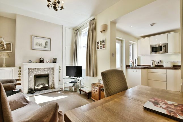 13, Pollen Road, Altrincham photo 4