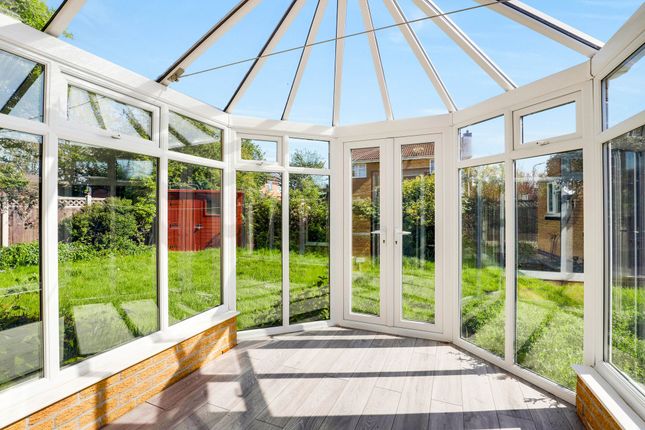55 Trowell Park Drive, Nottingham photo 4