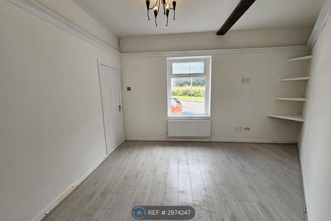 Lodge View, Heywood Old Road, Heywood photo 3
