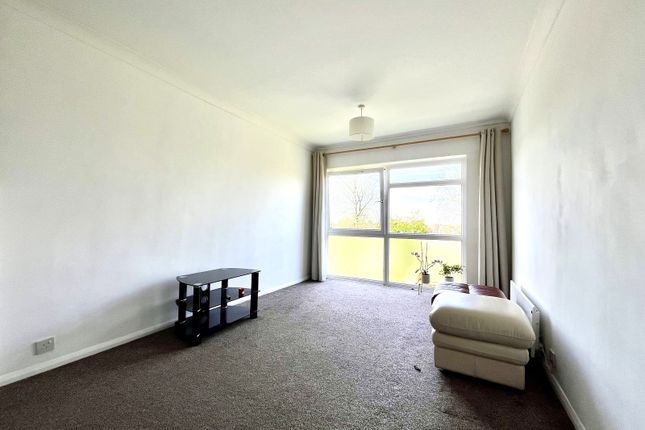 23 Kingsley House, Claremont Road, Surbiton photo 2