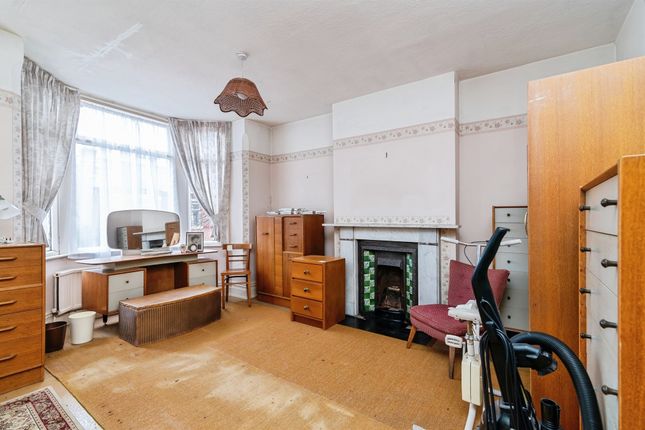 4, Fleeman Grove, Nottingham photo 4