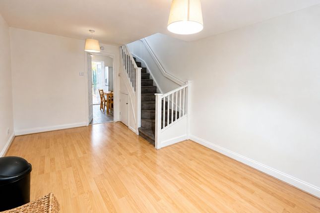 69 Longbridge Way, London photo 2