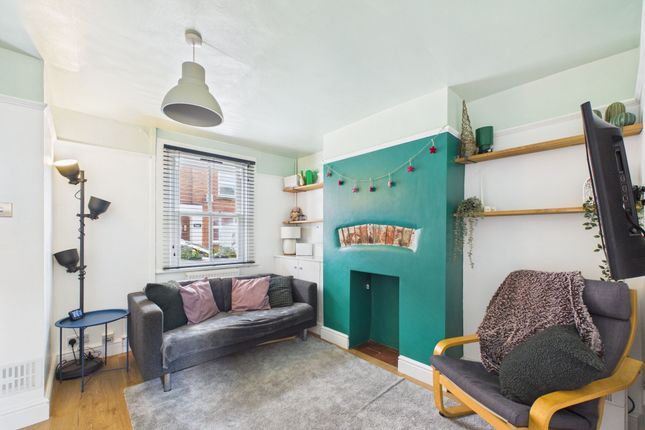 8 Devonshire Street, Cheltenham photo 2