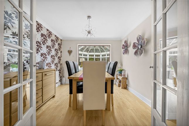 30, Percheron Drive, Woking photo 4