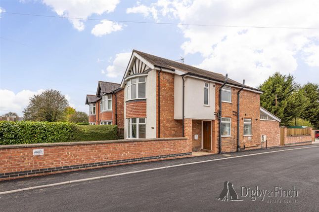 3-bed detached on Bingham Road, Nottingham, £379,000