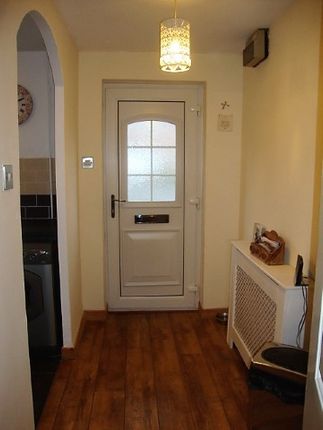 3, Laburnum Close, Undy photo 2