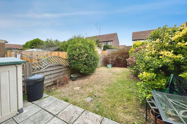 98 Harvey Crescent, Port Talbot photo 4